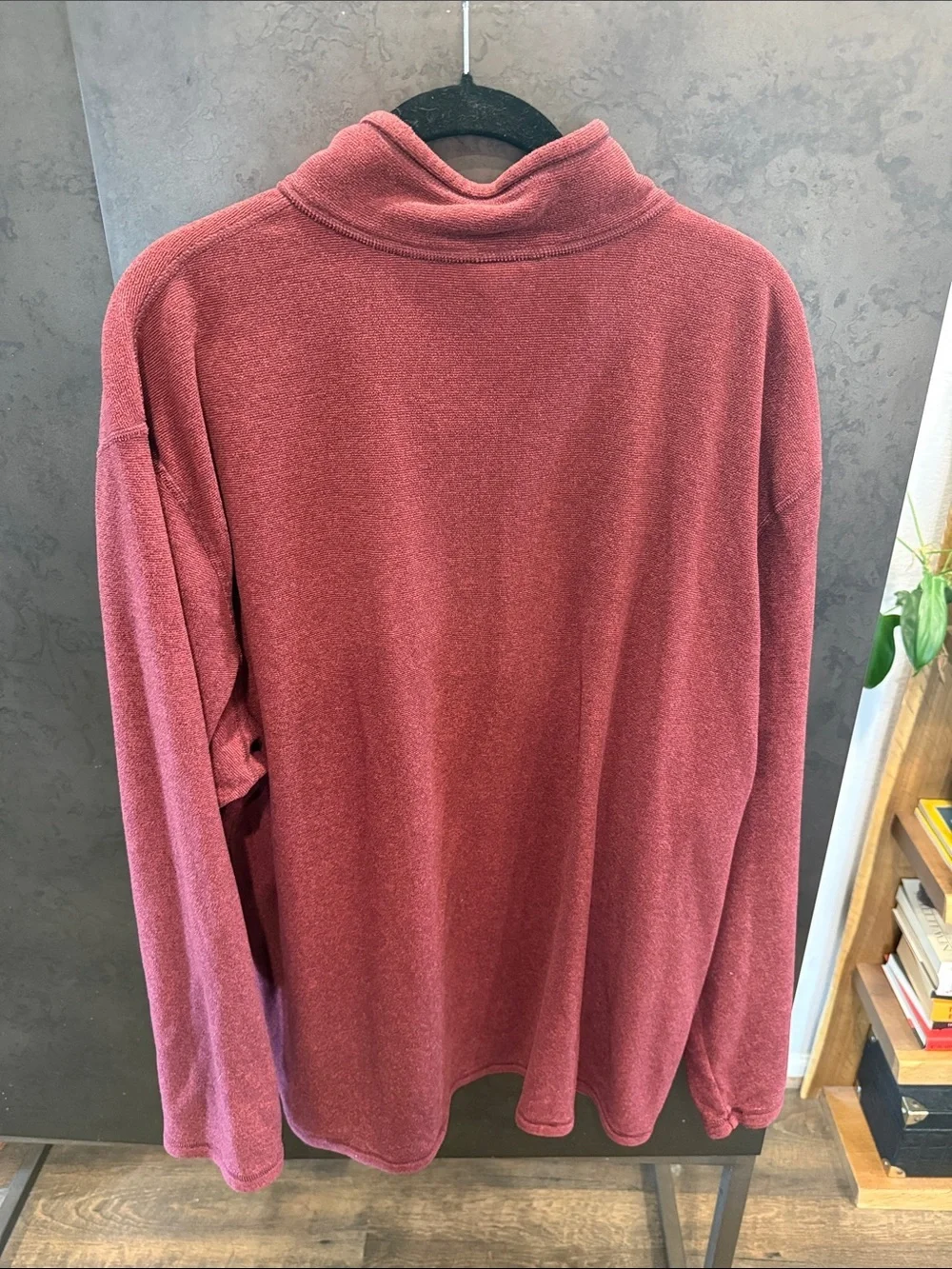 The North Face Men's Quarter-Zip Fleece Hoodie — Brick Red